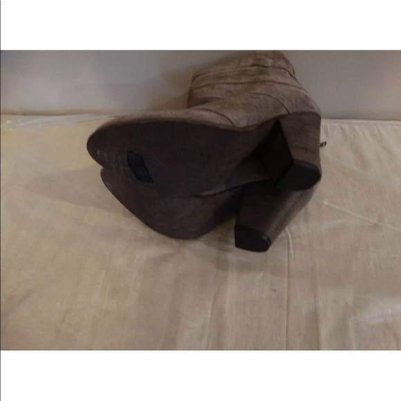 Steve Madden Suede Leather Boots Size 10 - Picture 4 of 4